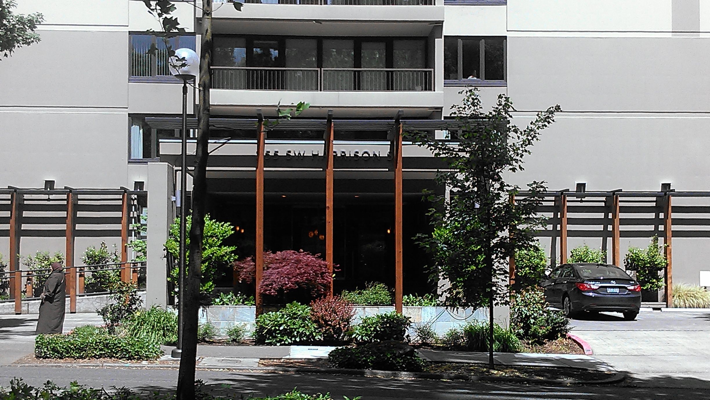 255 SW Harrison APT 15-F